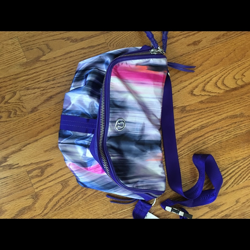 Lululemon Good Fortune Bag